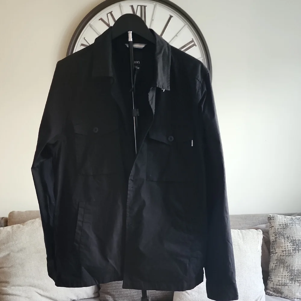Vuori Men’s Organic Cotton Ripstop Stretch Jacket Black - Picture 3 of 12